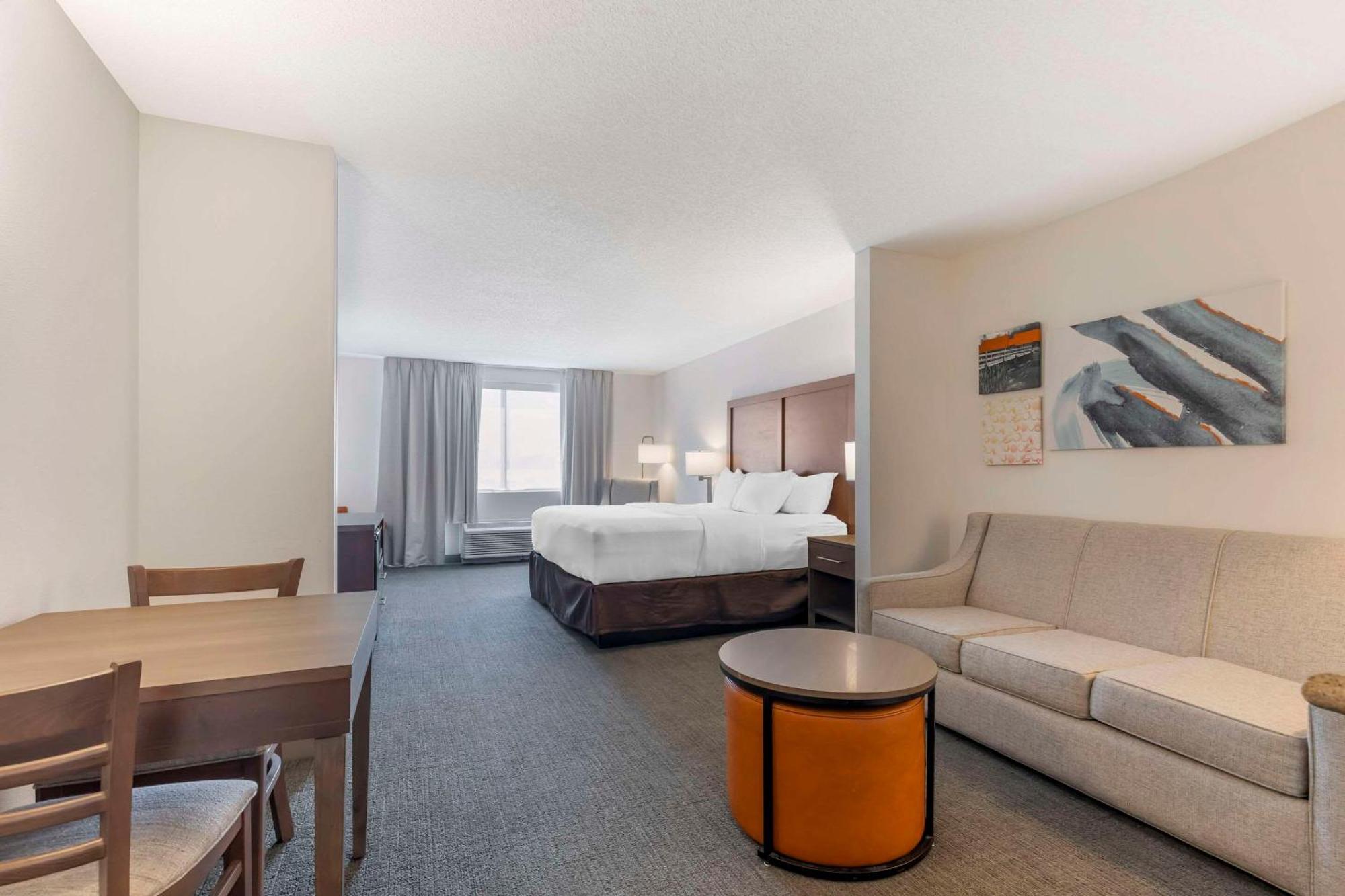 Comfort Inn & Suites Честертаун Экстерьер фото