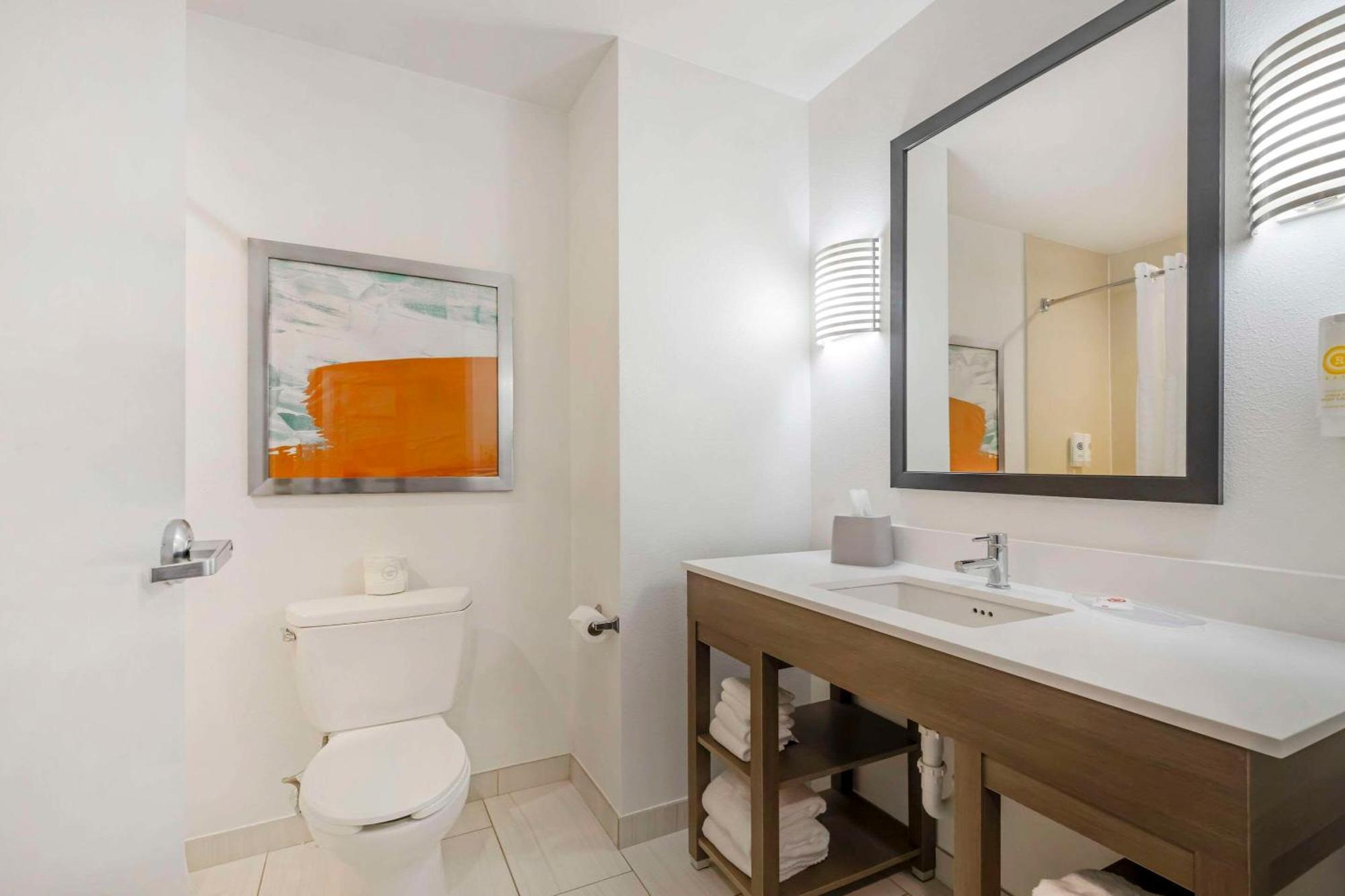 Comfort Inn & Suites Честертаун Экстерьер фото
