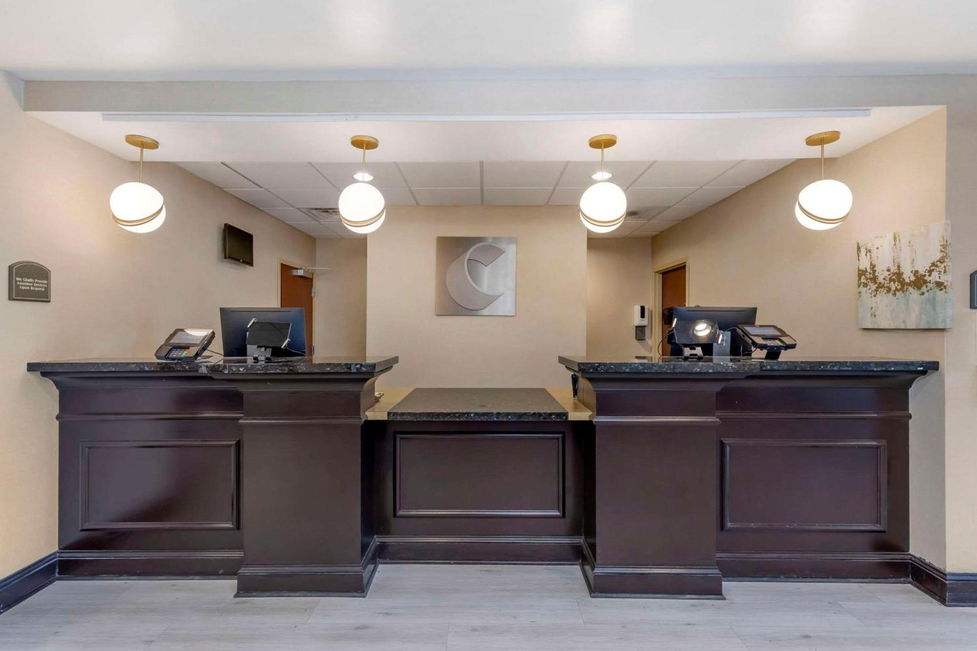 Comfort Inn & Suites Честертаун Экстерьер фото