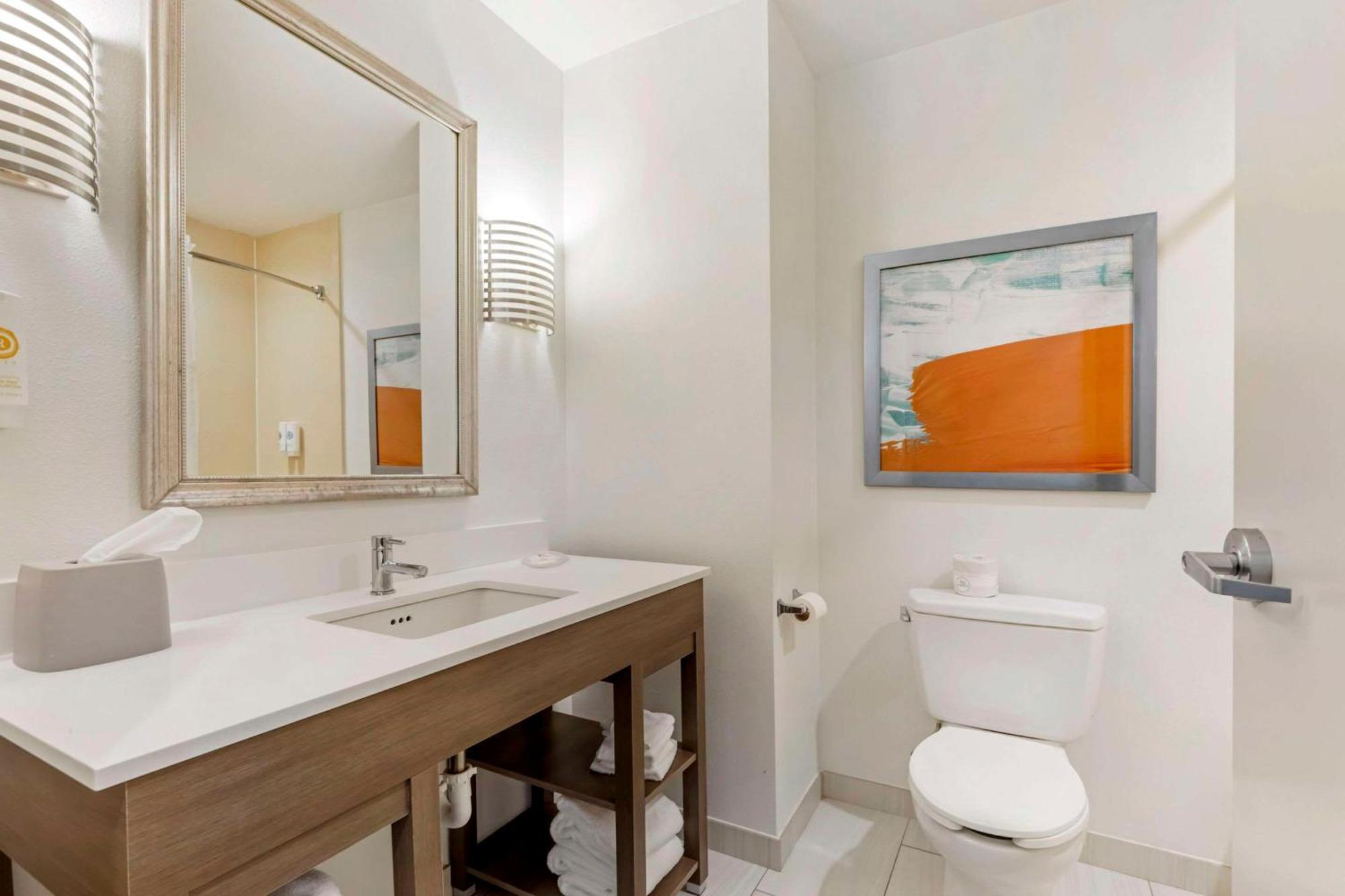 Comfort Inn & Suites Честертаун Экстерьер фото